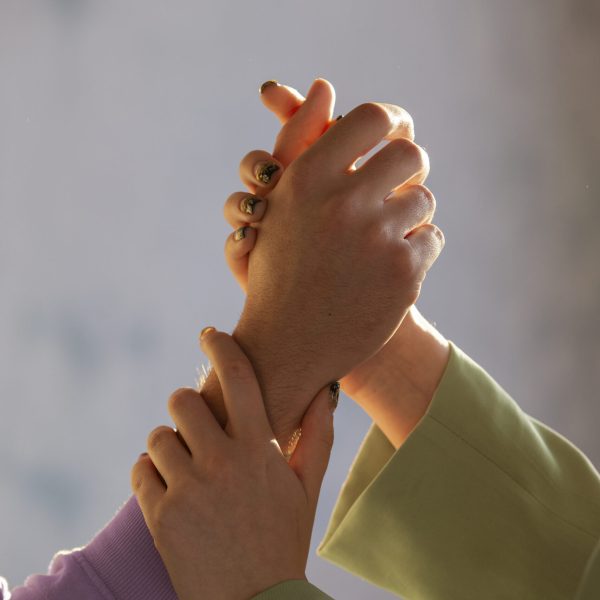 people-showing-hand-gestures (1)